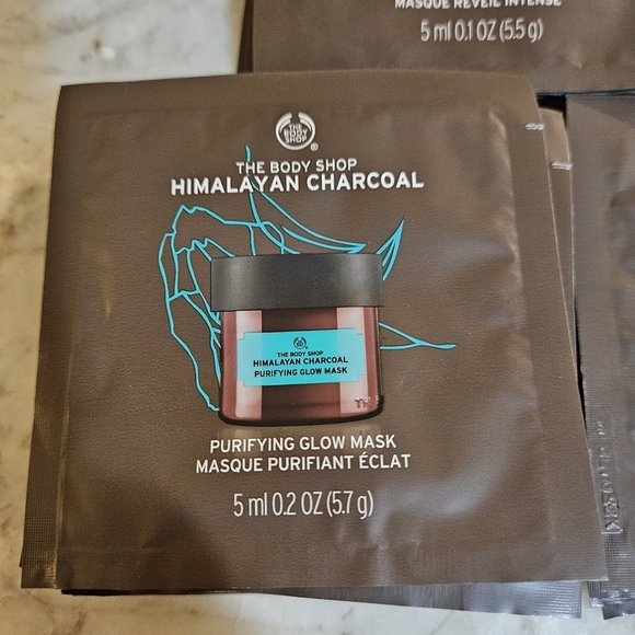 The Body Shop 3 Face Mask Samples Bundle-30 Packets - Picture 2 of 4